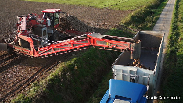 Luftbild Rübenverladung Terra Felis